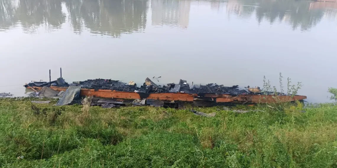 Houseboat Damaged in River Jhelum Fire Incident in Srinagar
