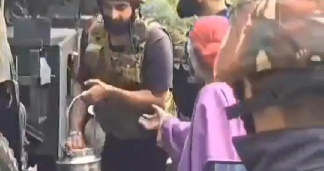 Chinar Warriors Lead Massive Rescue, Relief Operations in Flood-Hit South Kashmir