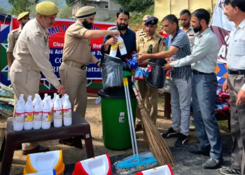 IRP-21st Battalion Leads Cleanliness Drive in Bandipora Village