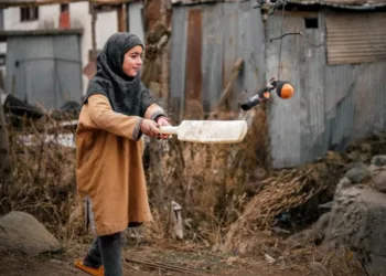 From Aru Valley to the National Spotlight: Smriti Mandhana Inspires Young Kashmiri Girl’s Cricket Dream