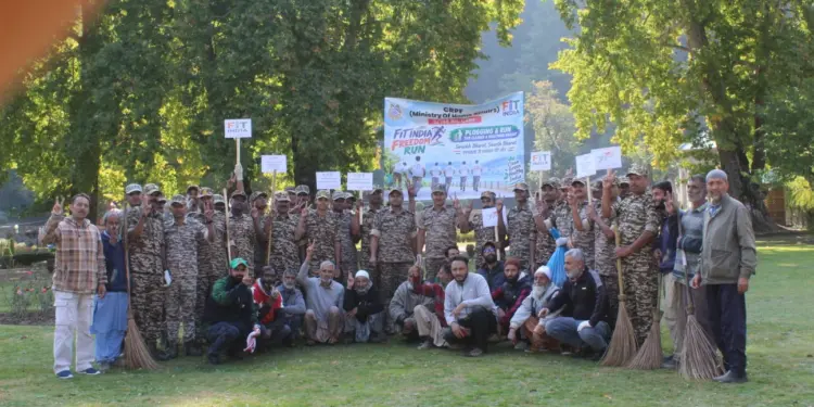 CRPF Organises Fit India Freedom Run 7.0, Cleanliness Drive in Verinag