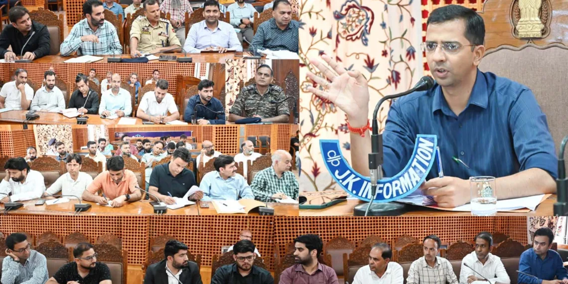 DC Shopian Reviews and Finalises I-Day Arrangements Across District