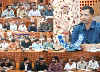 DC Shopian Reviews and Finalises I-Day Arrangements Across District