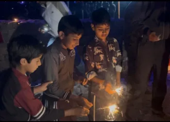 Indian Army Celebrates Diwali With Villagers at Gohallan, Strengthening Bond Along LoC