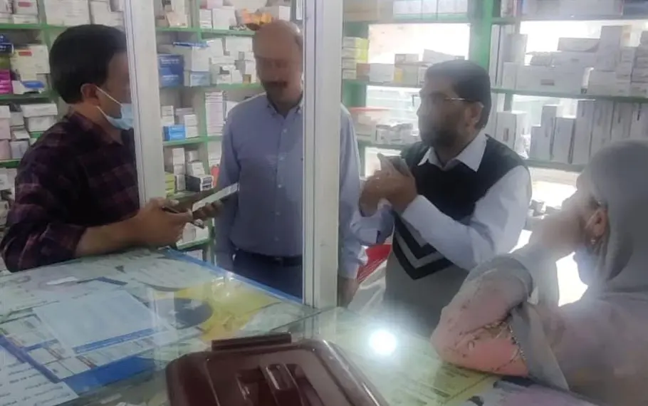 Drug Control Authority Conducts 45 Inspections in Anantnag, Action Taken Against Violators