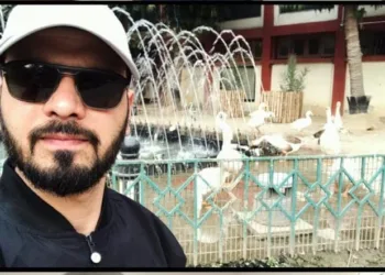 ER Danish Reshi Pays Tribute to Gandhi and Shastri on Gandhi Jayanti