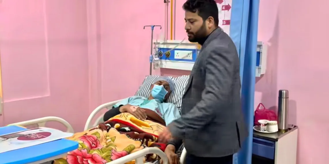 Er. Aijaz Hussain Visits Ujala Cygnus Hospital, Nowgam