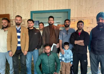 Er Aijaz Hussain Holds Meetings in Bemina, Seeks Support for BJP Candidate Aga Mohsin