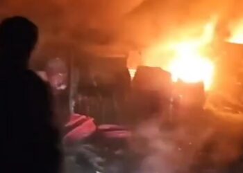 Fire Erupts at BK Traders Godown in Baramulla, Joint Rescue Operation Launched