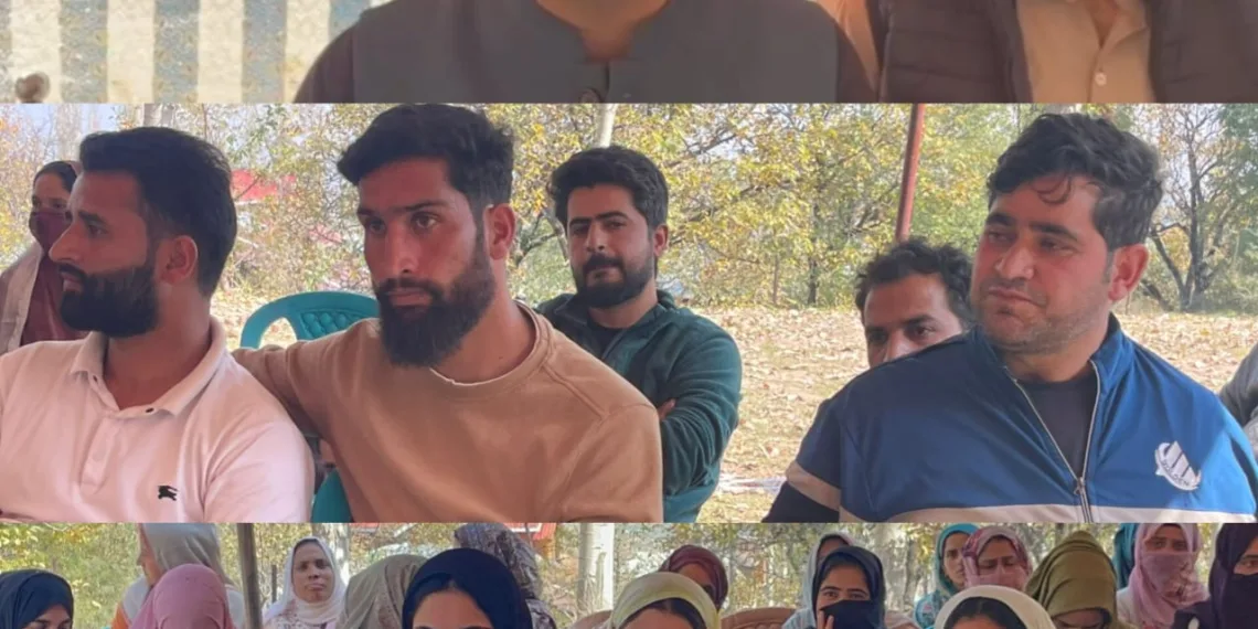 Handicrafts Department Budgam Organizes Awareness Camp for Artisans in Poshkar Khag