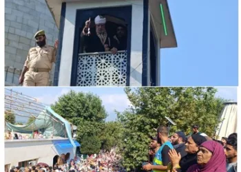 Thousands Attend Friday Following Eid-Milad-un-Nabi (SAW) at Hazratbal