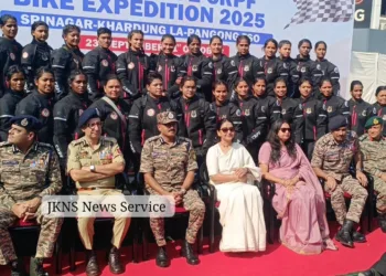 GP Singh Flags Off High-Altitude CRPF Expedition from Lal Chowk