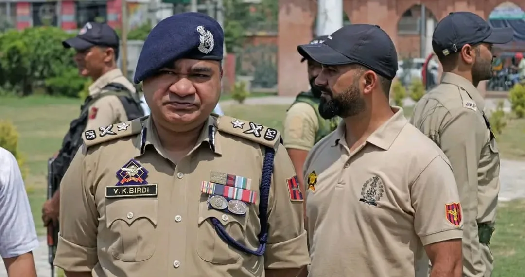 Gandhi Jayanti & Dussehra Symbolise Triumph of Truth and Peace: IGP Kashmir Greets People
