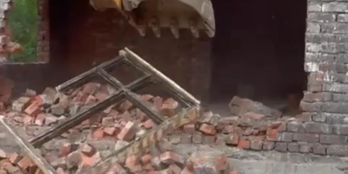 Illegal Constructions Demolished in Movra, Pahalgam: PDA Warns Against Violations