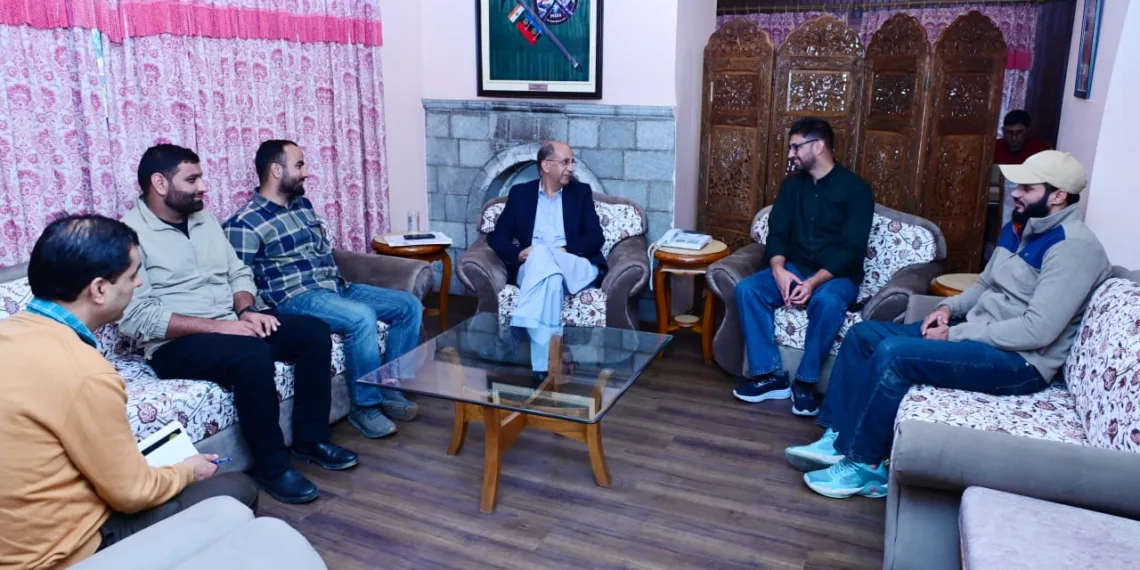 JKSA Delegation Meets CM’s Advisor Over Jamia Millia Hostel Crisis