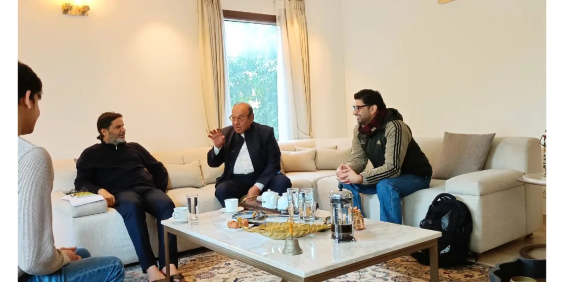 JKSA National Convenor Meets Prashant Kishor; Youth Interaction Programme in Kashmir Announced