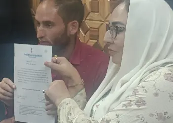 Waqf Board Chairperson Hands Over Job Letter to Pahalgam Braveheart’s Brother
