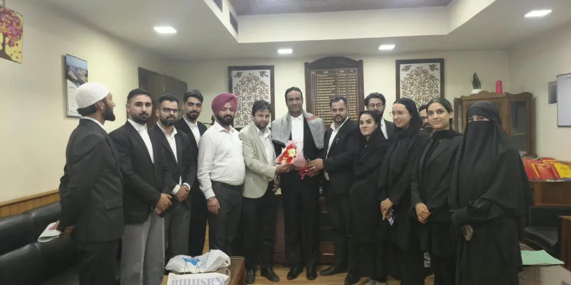 Kashmir Advocates Association Welcomes Newly Appointed Principal District & Sessions Judge Srinagar, Shri Naseer Ahmad Dar