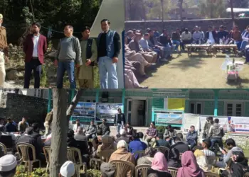 SDM Karnah Riyaz Ahmad JKAS Leads Field Visit to Vibrant Village Teetwal Under VVP-II