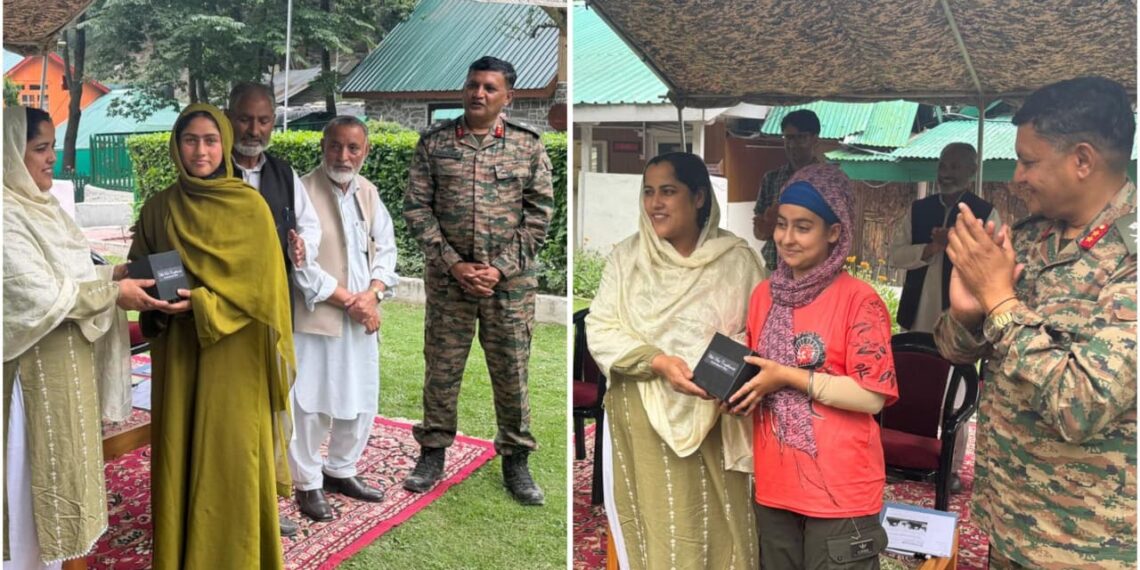 GOC Vajr Division Honours Women Achievers, Volunteers in Karnah