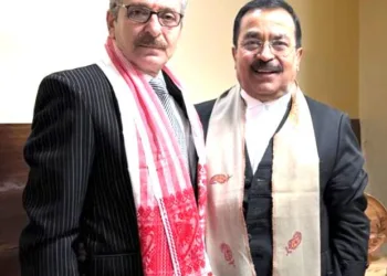 KJBA Chief Patron Kanwal Wangnoo Honours BCI Chairman Apurba Kr. Sharma in New Delhi