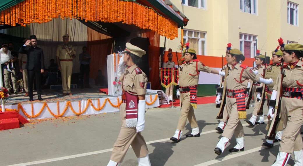 On this independence day, Let us renew our pledge to build a strong, peaceful and drug free nation