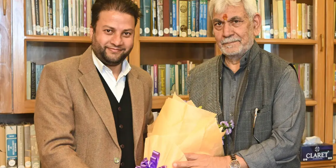 Kashmir Advocates Association President Meets Lieutenant Governor Manoj Sinha, Seeks Redressal of Welfare Issues
