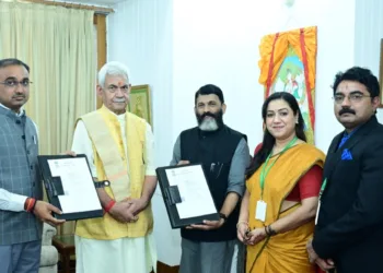 LG Manoj Sinha Announces 1,500 Free Smart Homes for Flood-Hit, Op Sindoor, Terror Hit Families in J&K