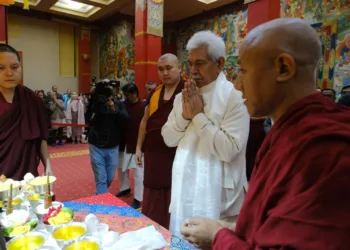 LG Manoj Sinha Offers Prayers to Sacred Relics of Lord Buddha in Elista, Russia