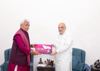 LG Sinha Meets HM Amit Shah; Presents Nasha Mukt J&K Campaign Coffee Table Book