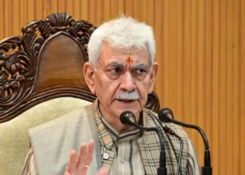 LG Manoj Sinha greets people on Holi