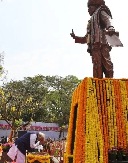 مہاتما جیوتی راؤ پھولے: ایک روشنی جو آج بھی بھارت کی رہنمائی کرتی ہے