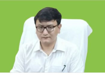 Dir. Information, employees condole demise of  Jehangir Ahmad’s mother