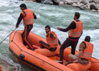 Search Operation Continues for Second Day in Kishanganga River to Trace Missing Man in Teetwal Karnah