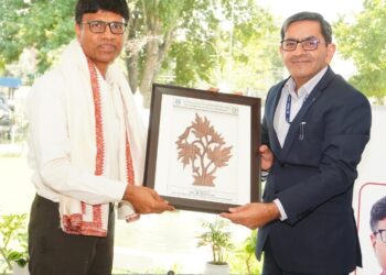 NITI Aayog Member Dr. M. Srinivas Visits CSIR-IIIM Srinagar, Reviews Science, Innovation and Entrepreneurship Ecosystem