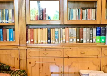 Northern Army Commander Calls on LG Manoj Sinha