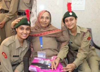 Celebrating 150 Years of Vande Mataram, NCC Cadets of JK&L, Directorate Visited Old Age Home