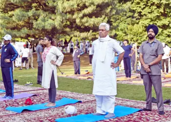 Yoga, India’s Gift to the World, Says LG Manoj Sinha in Message on International Yoga Day