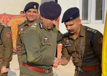 “Maintain Highest Alert Levels”: DGP Nalin Prabhat Conducts Security, CT Review in Bandipora