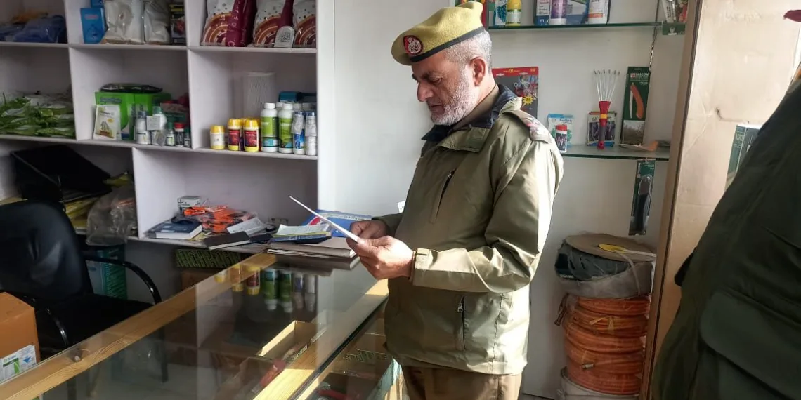 Srinagar Police Launches Major Crackdown, Intensifies Inspection of Chemical & Fertilizer Shops Across City