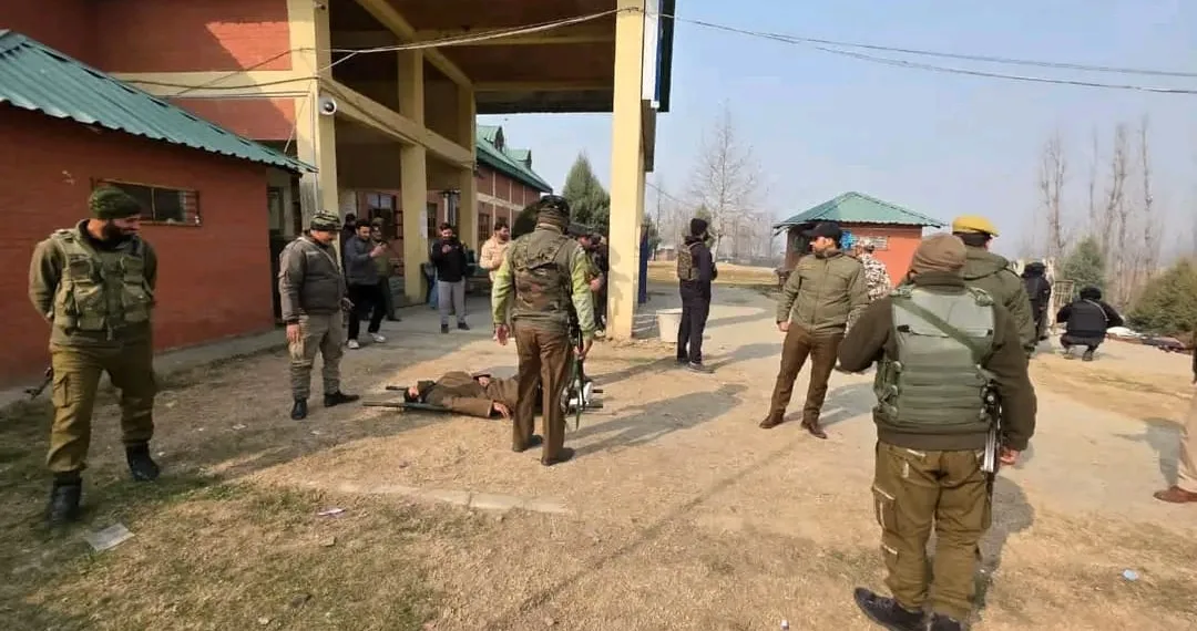 Anantnag Police Conducts Mock Drill at Bijbehara Railway Station to Strengthen Emergency Response