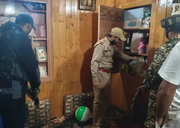 Srinagar Police Launch Coordinated Raids on Terror Links Across City