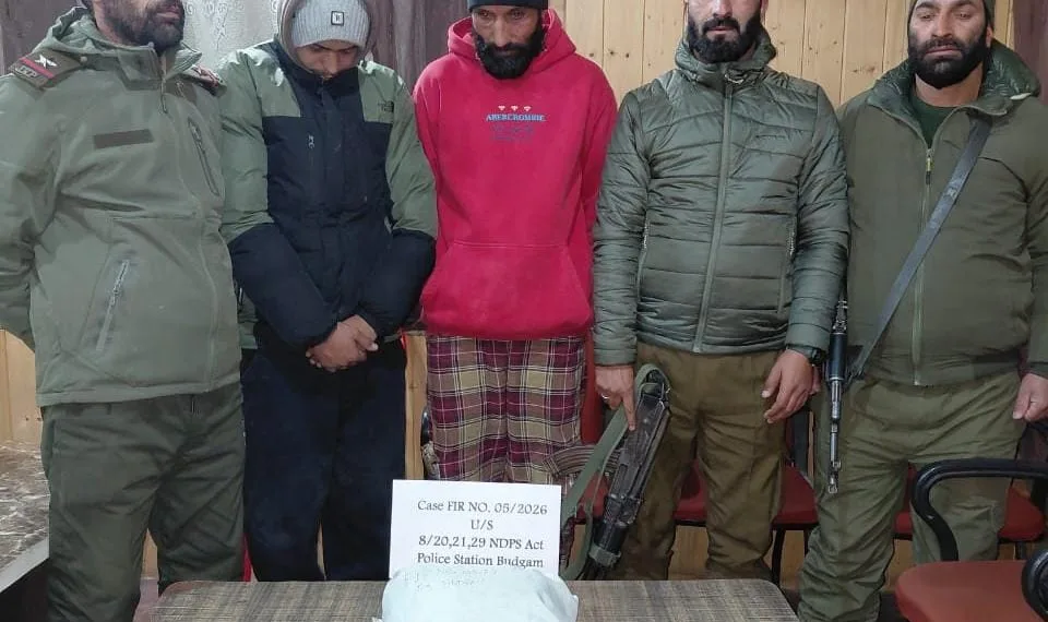 Budgam Police Arrests Drug Peddlers; Vehicle Seized