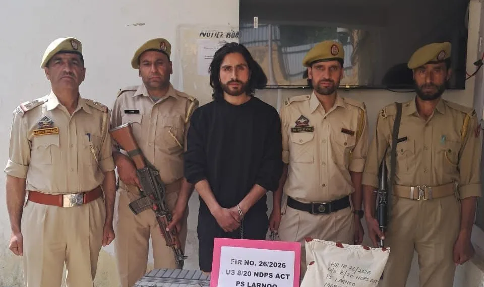 Anantnag Police Arrest Drug Peddler, Seize 1.442 Kg Ganja in Larnoo; FIR Registered