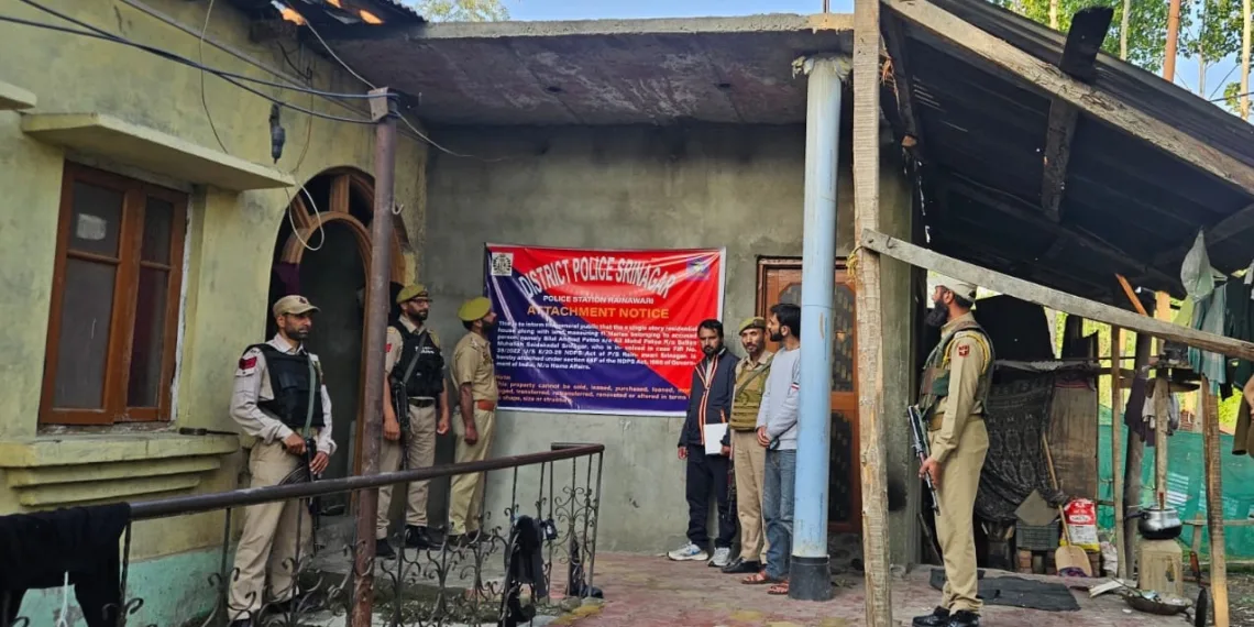 Srinagar Police Seals ₹1.5 Crore Illegally Acquired Property of Drug Peddler Under NDPS Act