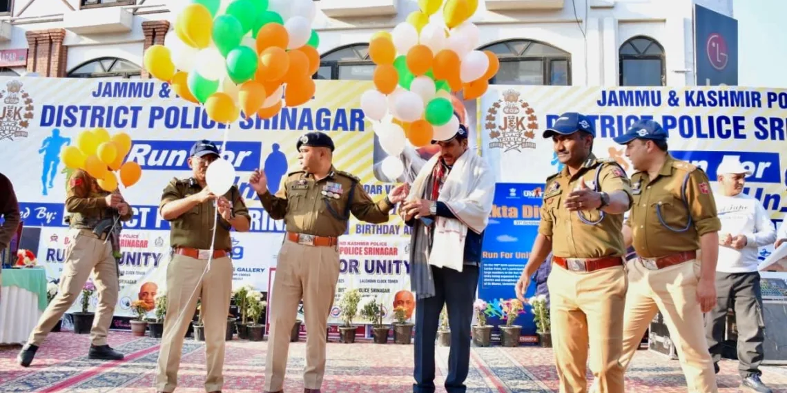 Srinagar Police Hosts “Run for Unity”🏃♂️ to Mark Rashtriya Ekta Diwas At Ghanta Ghar
