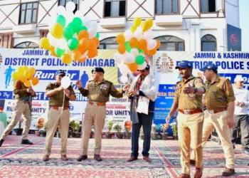 Srinagar Police Hosts “Run for Unity”🏃‍♂️ to Mark Rashtriya Ekta Diwas At Ghanta Ghar