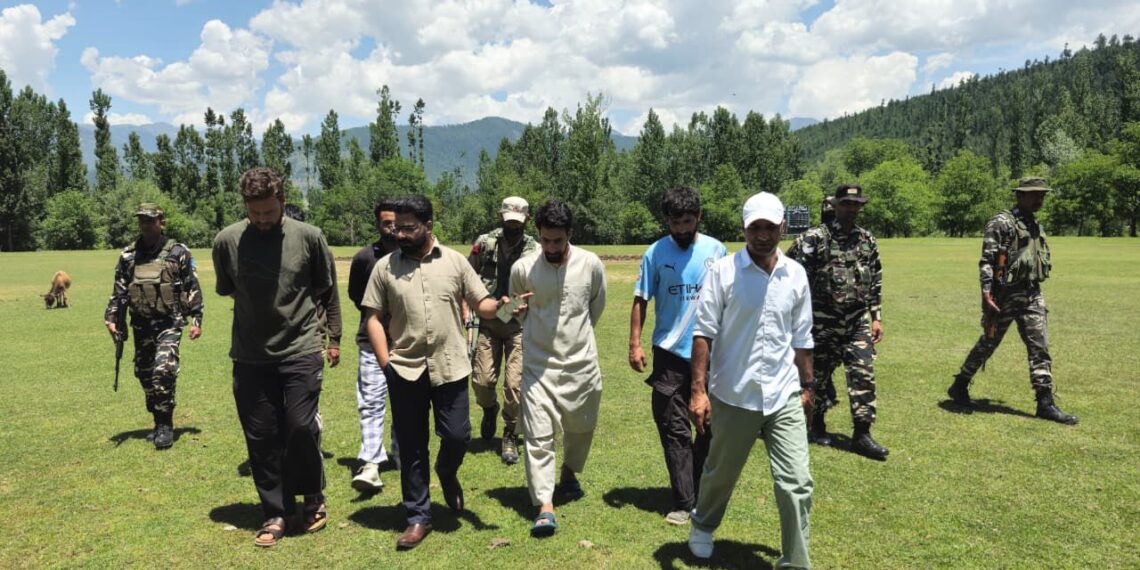 BJP Leader Sajid Yousuf Shah Visits Bereaved Families in Lolab, Consoles Kin of Lightning Victim