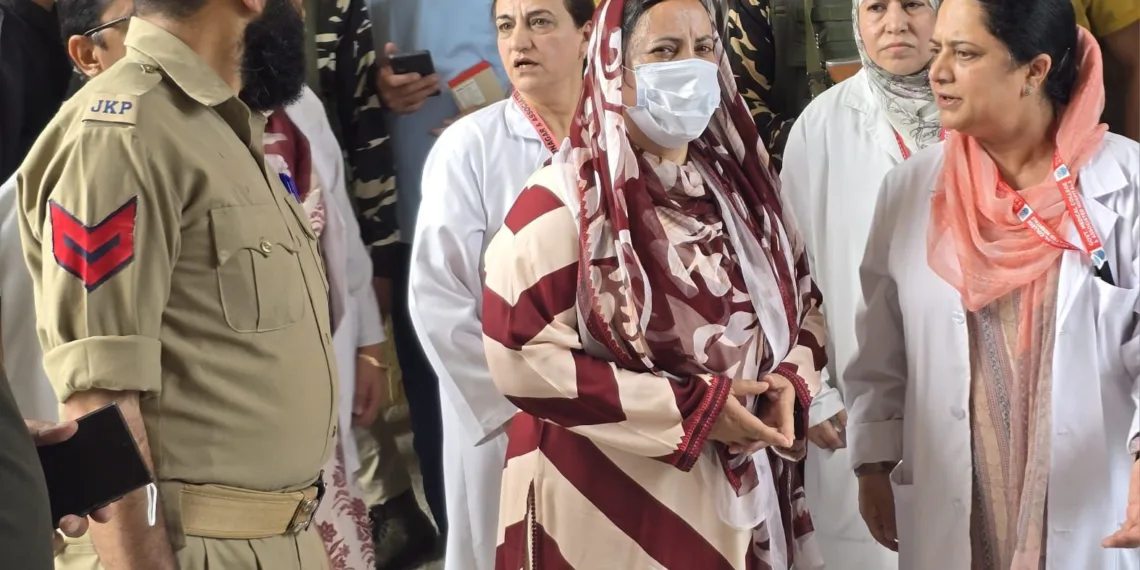 Sakina Itoo Visits SMHS, Warns of Action Against Negligent Doctors