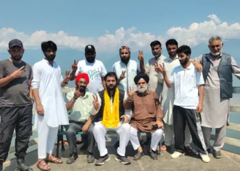 SBSP Leaders Visit Wular Lake in Bandipora’s Bangladesh Village to Revive Halted Tourism